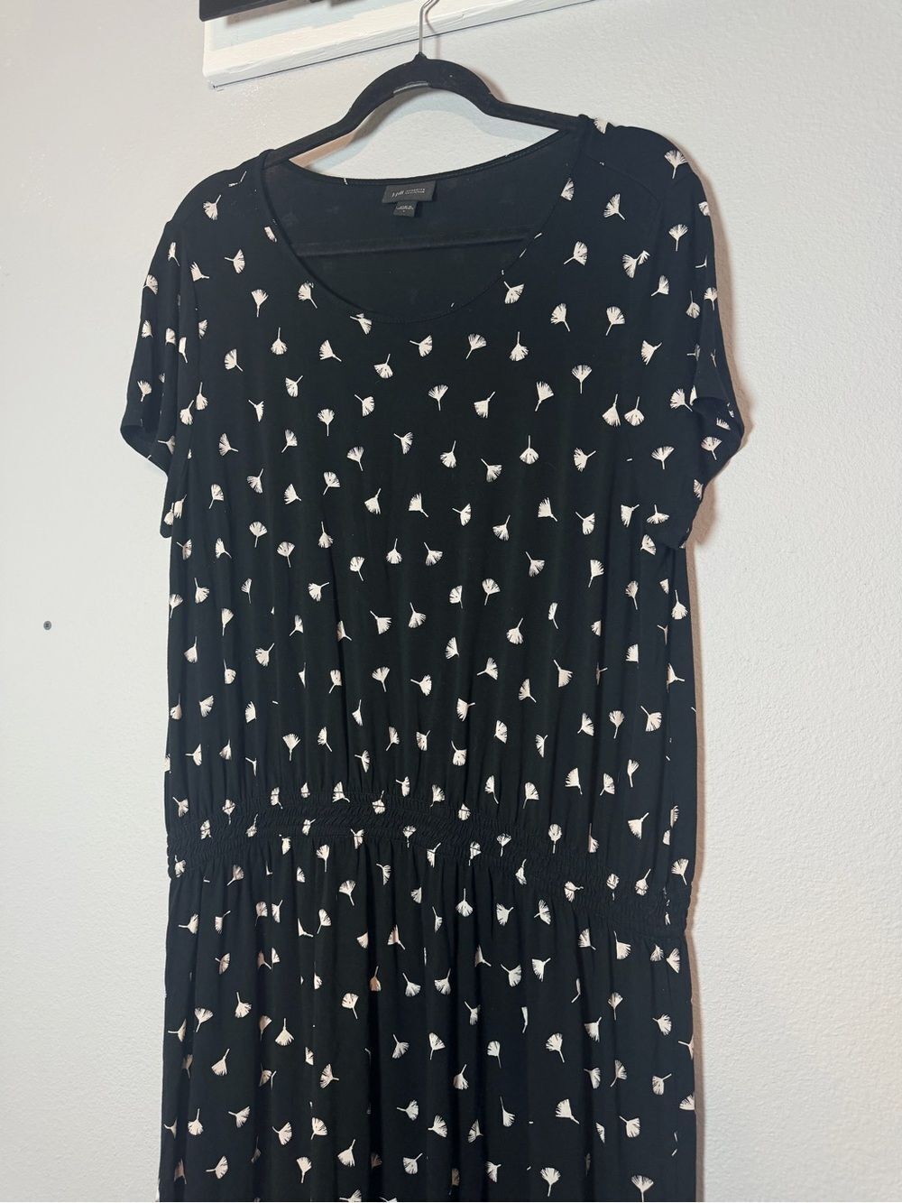 J. Jill Wearever Collection Floral Maxi Dress Large Dandelion Black White - Picture 3 of 8